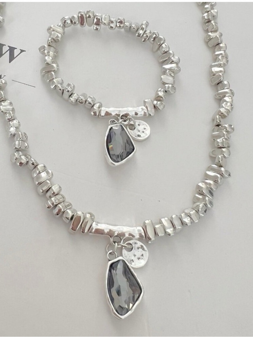 Silver-Toned Chunky Beaded Faced Pendant Necklace SET Lightweight Womens Jewelry